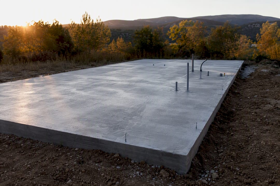 Concrete slab foundation for modular home